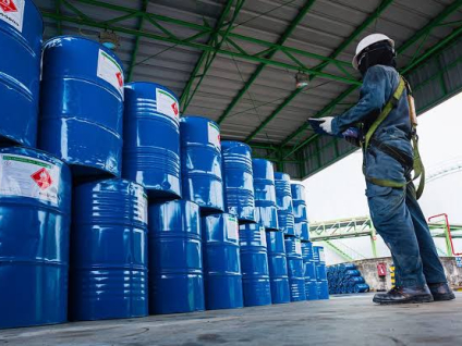 Dangerous Goods (DG) vs. Non-DG Chemicals: Import Regulations & Classifications Explained